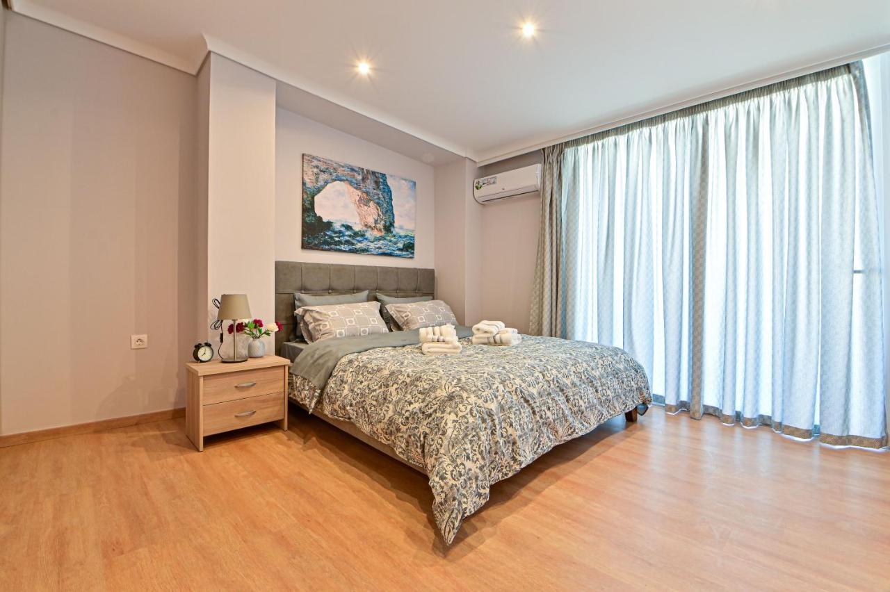 Charming Apartment With A Sea View Terrace Piraeus Buitenkant foto