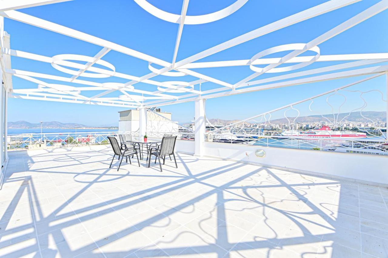 Charming Apartment With A Sea View Terrace Piraeus Buitenkant foto